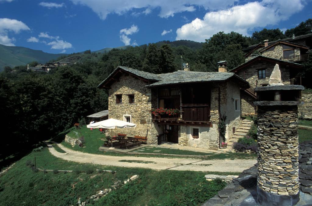 Monolocale Gemma Locanda Codirosso Stroppo Екстериор снимка